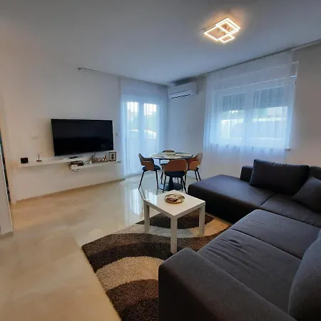 Apartment Petra&mihaela *