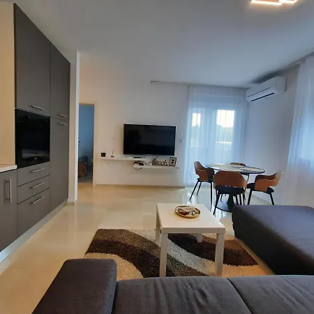 Apartment Petra&mihaela Pula